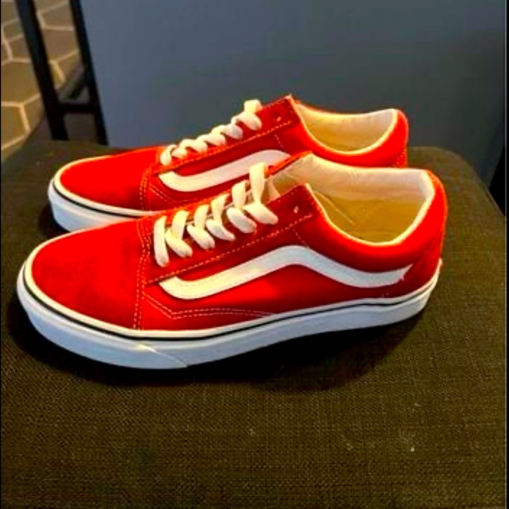Vans Old Skool Shoes - Red - Women 7.5/Men 6